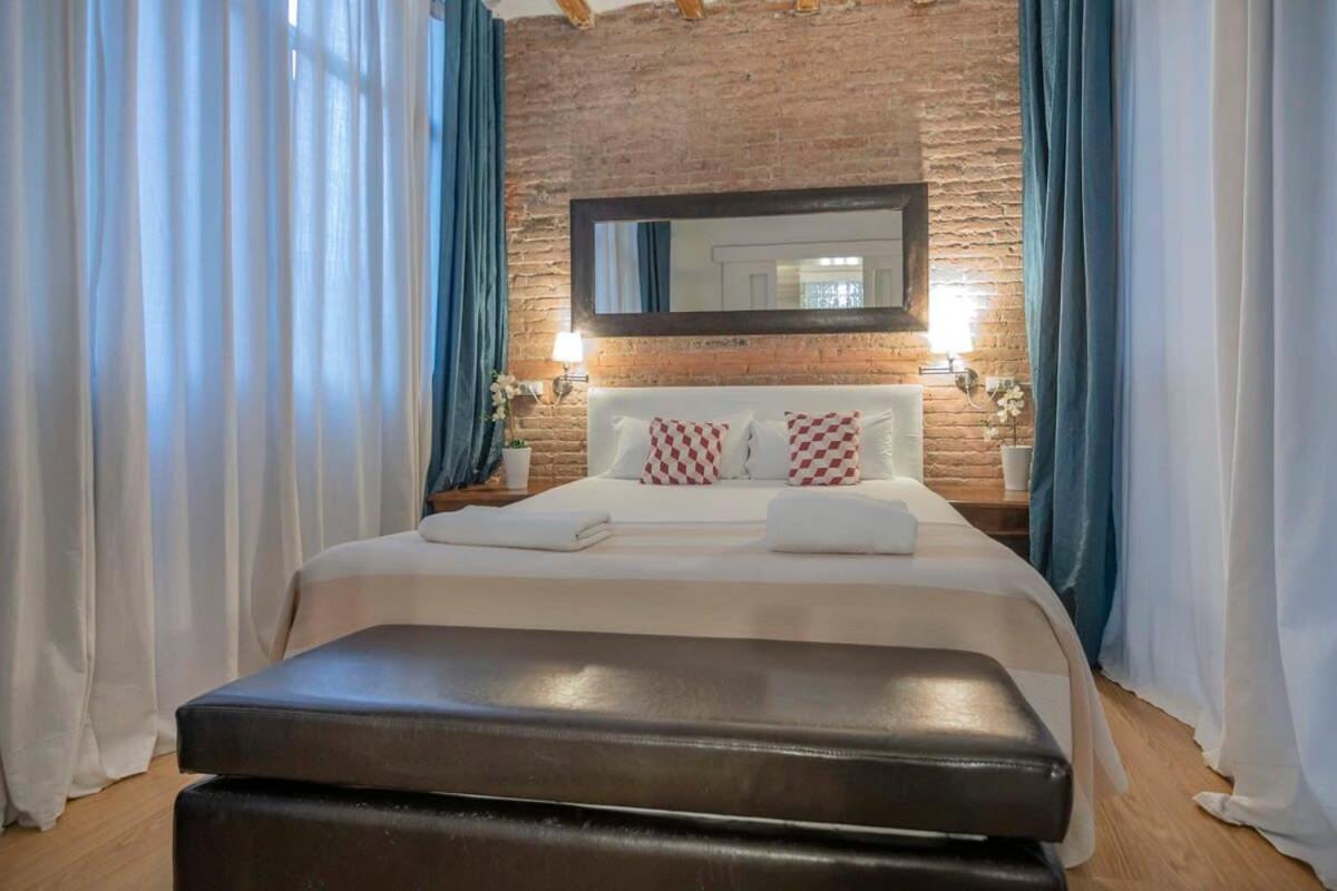 Exclusive 2 Bedroom Apartment In The City Center Barcelona Eksteriør bilde