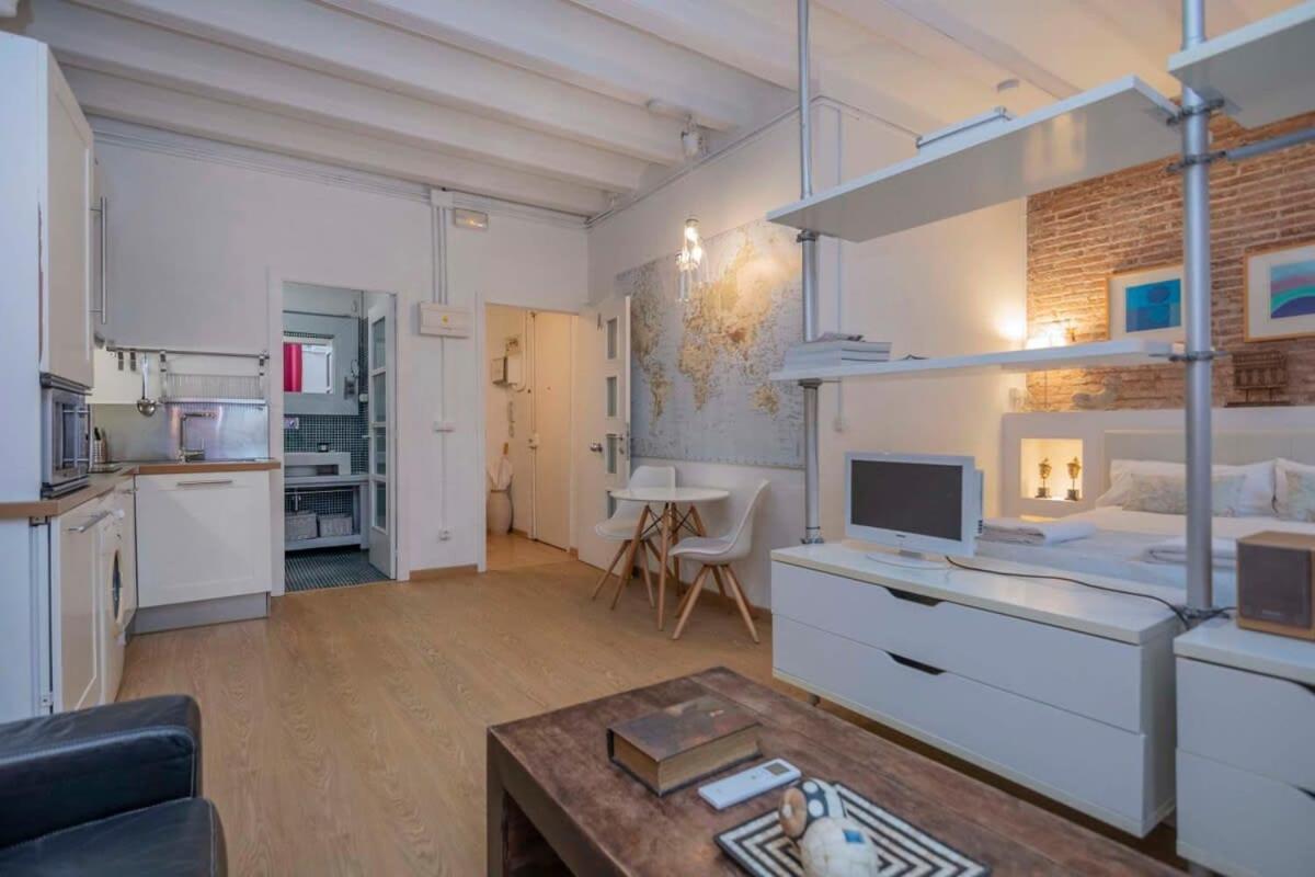 Exclusive 2 Bedroom Apartment In The City Center Barcelona Eksteriør bilde