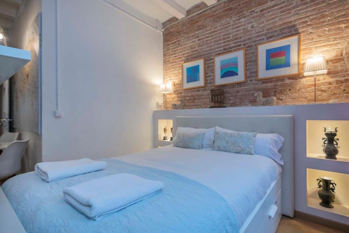 Exclusive 2 Bedroom Apartment In The City Center Barcelona Eksteriør bilde