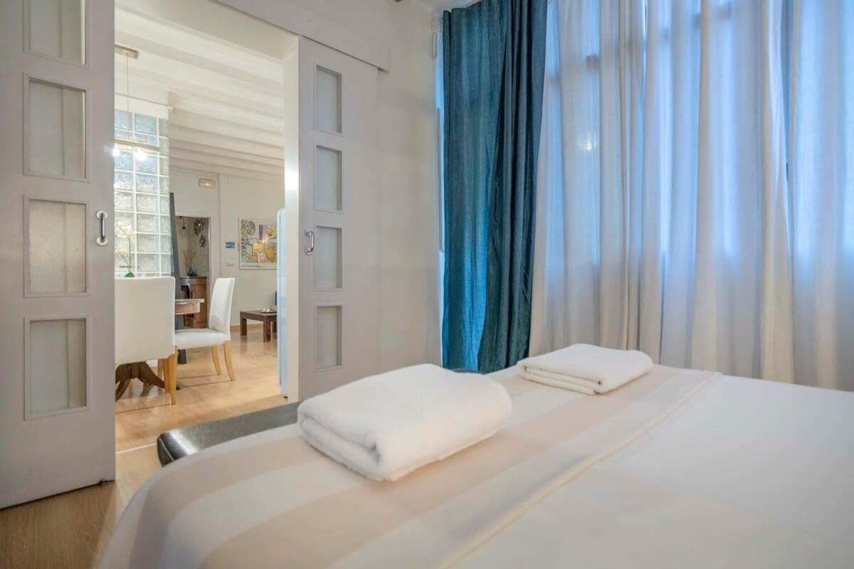 Exclusive 2 Bedroom Apartment In The City Center Barcelona Eksteriør bilde