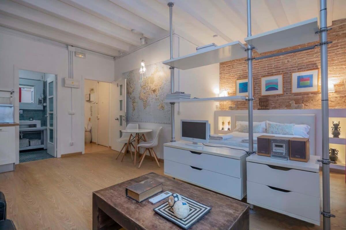Exclusive 2 Bedroom Apartment In The City Center Barcelona Eksteriør bilde